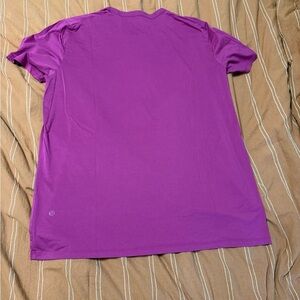 Men’s lululemon shirt